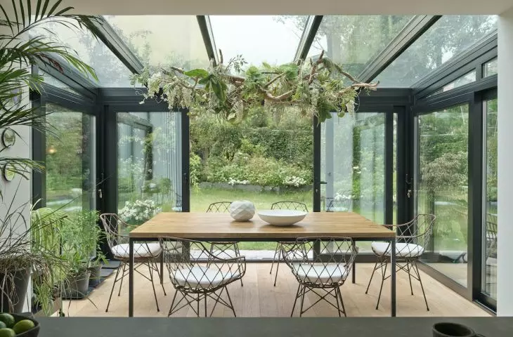 Orangery with dining room overlooking the garden
