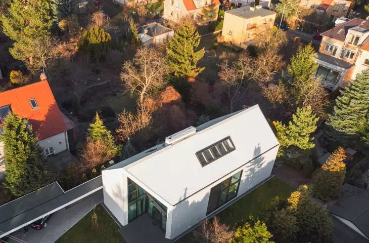 Cedral tiles on a single-family house in Wroclaw, Poland. Arch. Studio of Architecture Głowacki PAG