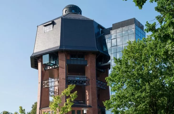 Płytki Cedral na dachu Wieży Ciśnień w Zabrzu