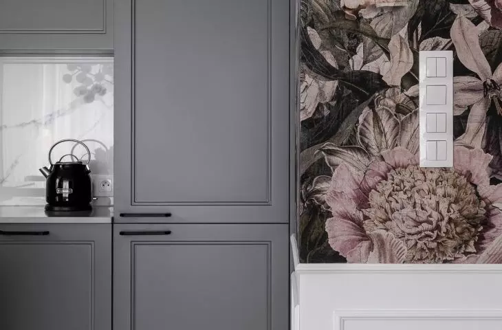 Artistic wallpaper to enrich the arrangement