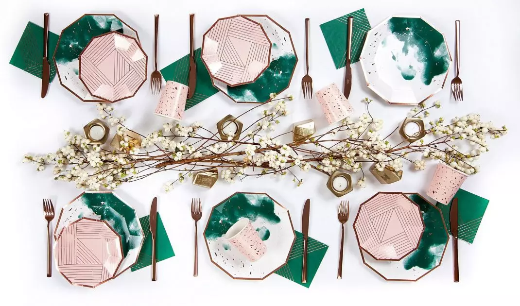 Modern tableware