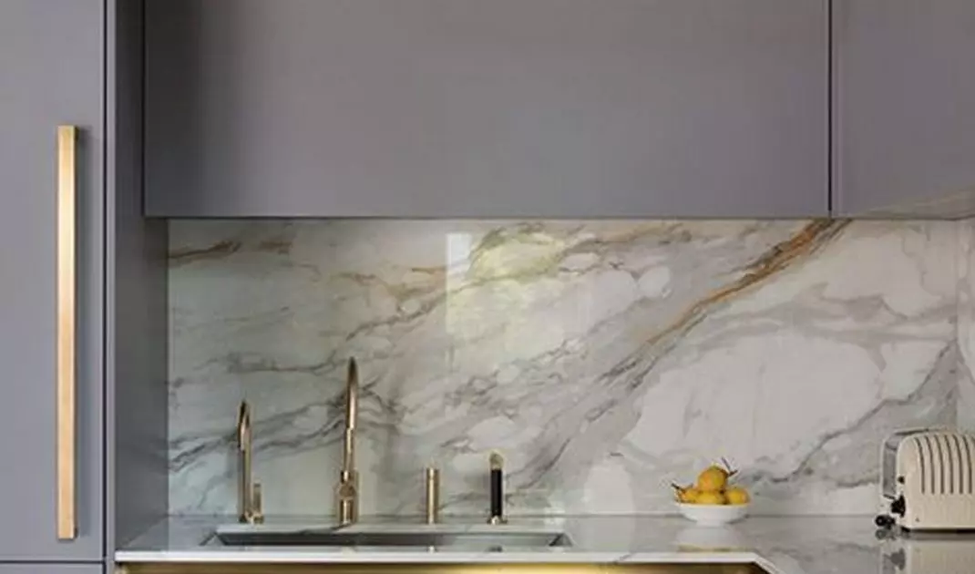 Gold highlights of the kitchen development