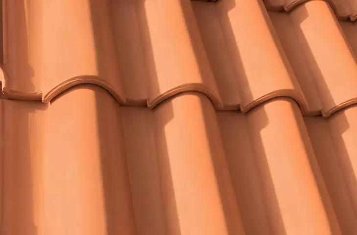 Ceramiczna dachówka antyczna Tuscany Tognana – kolor Natural Red, zbliżenie