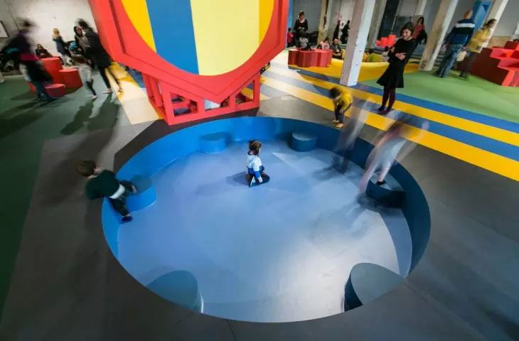 Plac zabaw w Madrycie — „Landscape for Play”