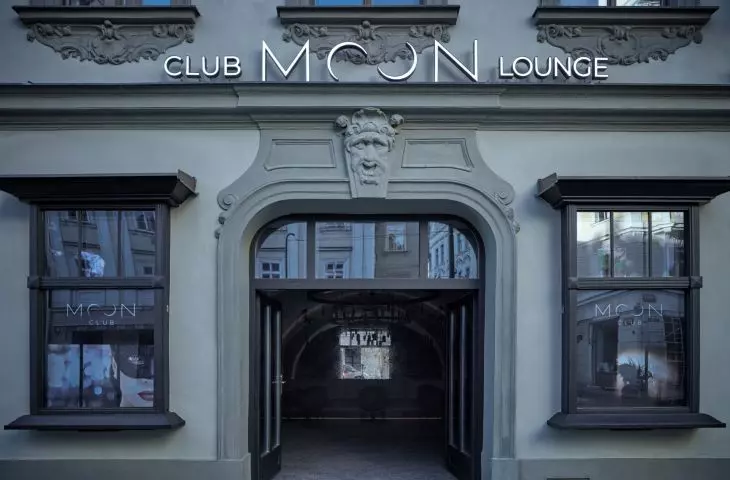 „Moon club” — projekt wnętrza klubu w Pradze
