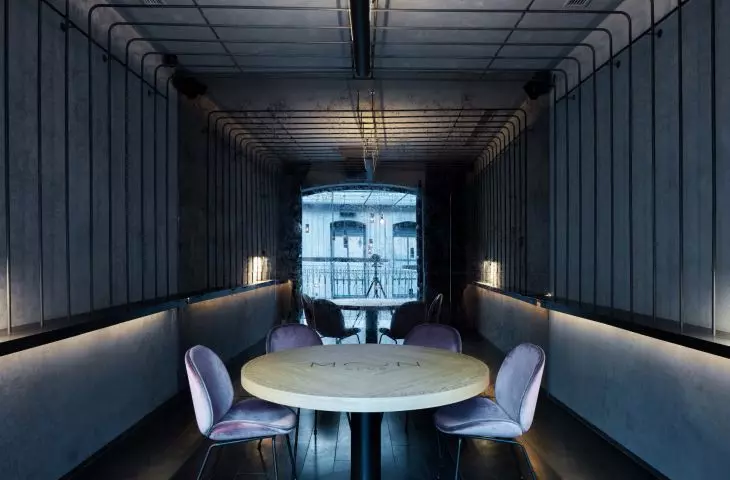 „Moon club” — projekt wnętrza klubu w Pradze