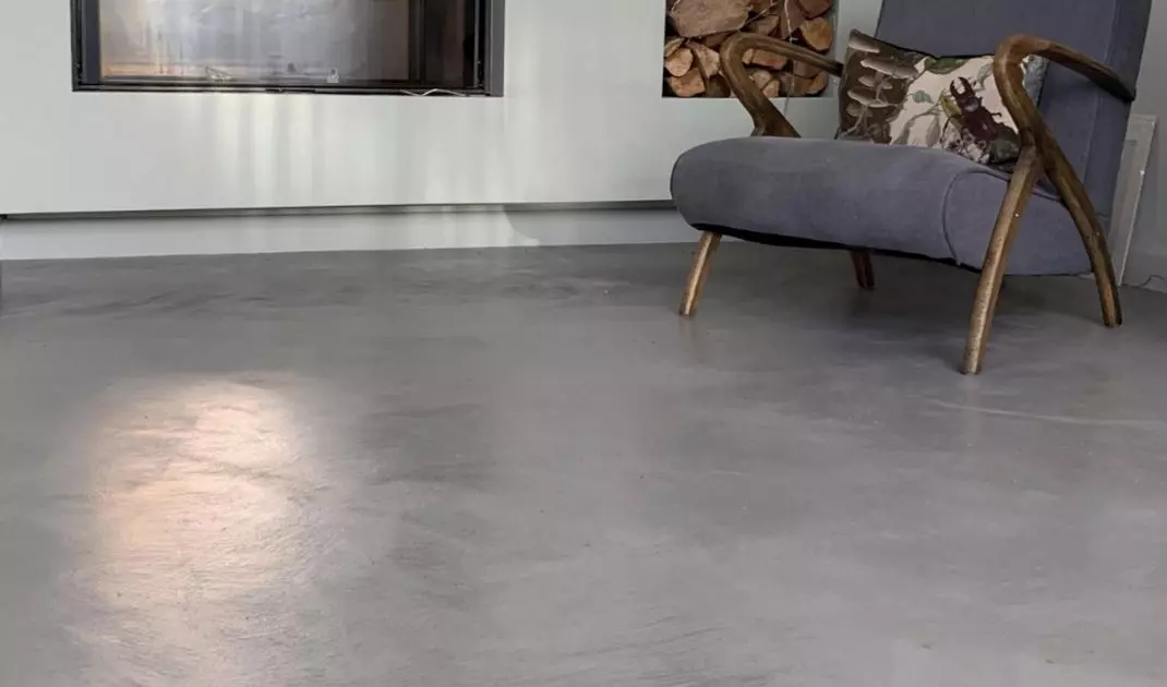 Sanded and cleaned layer of microcement as flooring