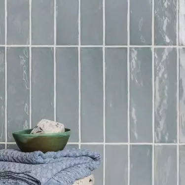 White joints emphasize interior hygiene