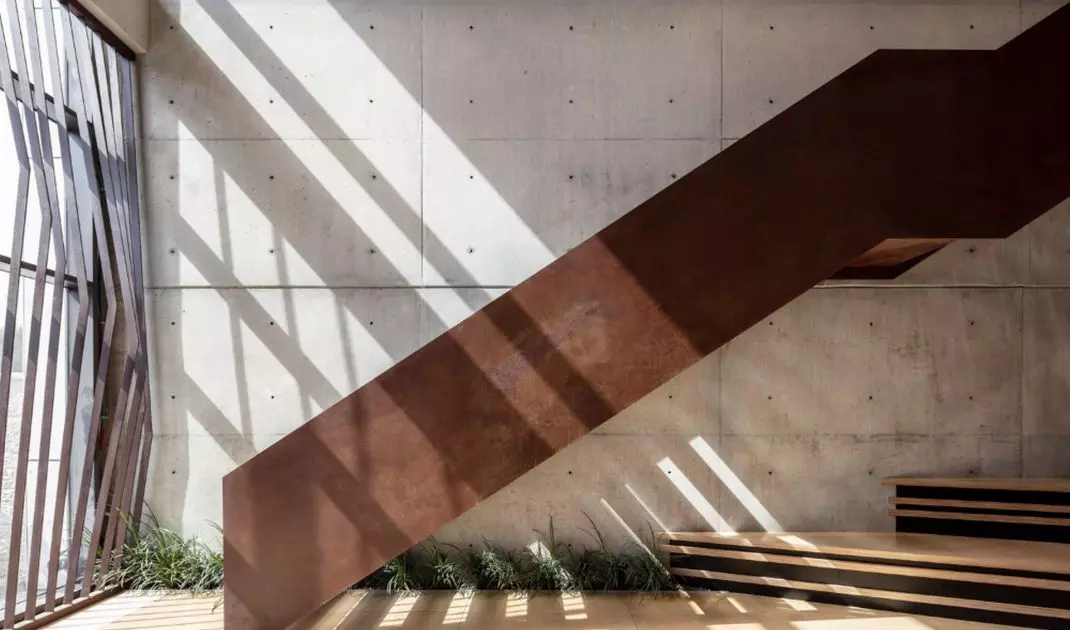 Corten sheet used as balustrade
