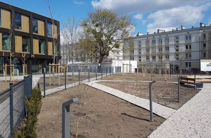 Collegium Pharmaceuticum Uniwersytetu Medycznego w Poznaniu - wizualizacja, proj. Rysy Architekci