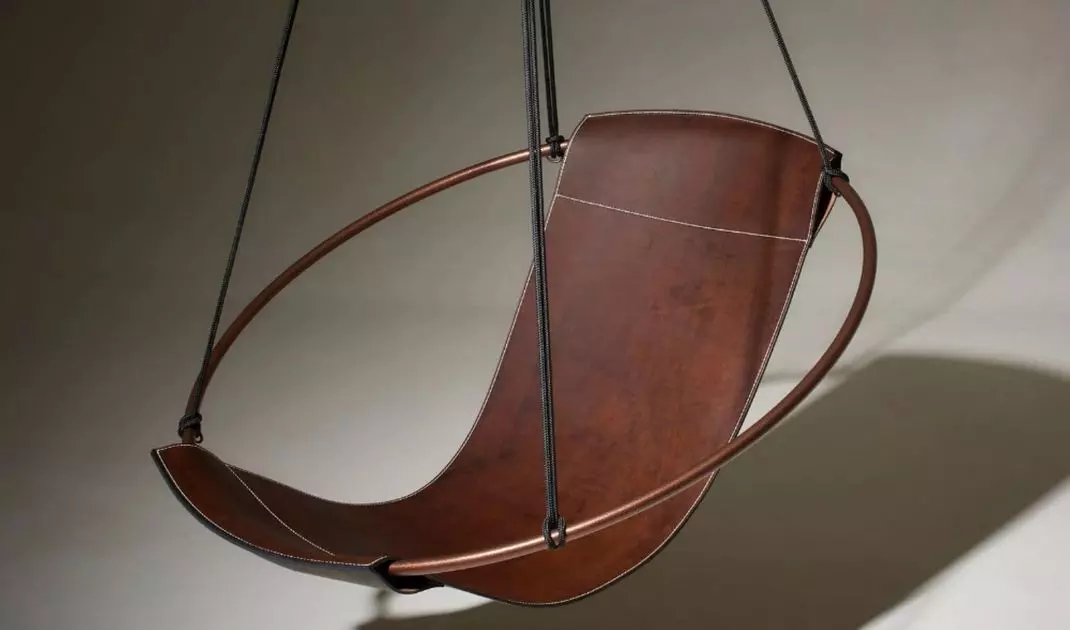 Suspended armchair