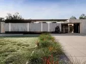 RE: ASSOLUTO HOUSE projektu REFORM Architekt