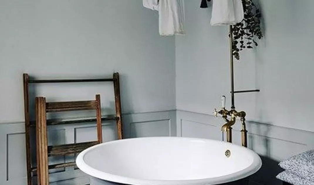 Bathtub, which also serves as a shower tray