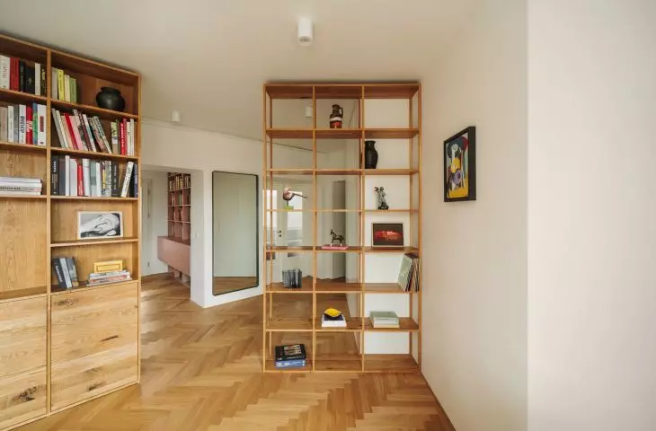 Transition between rooms
