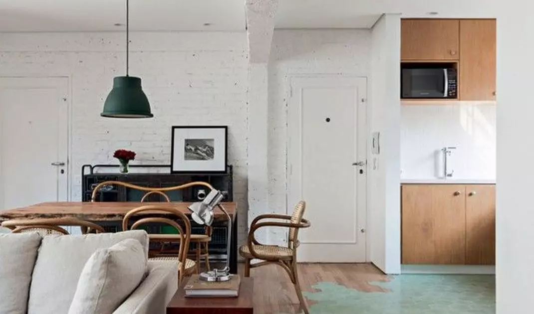Combination of parquet and tiles