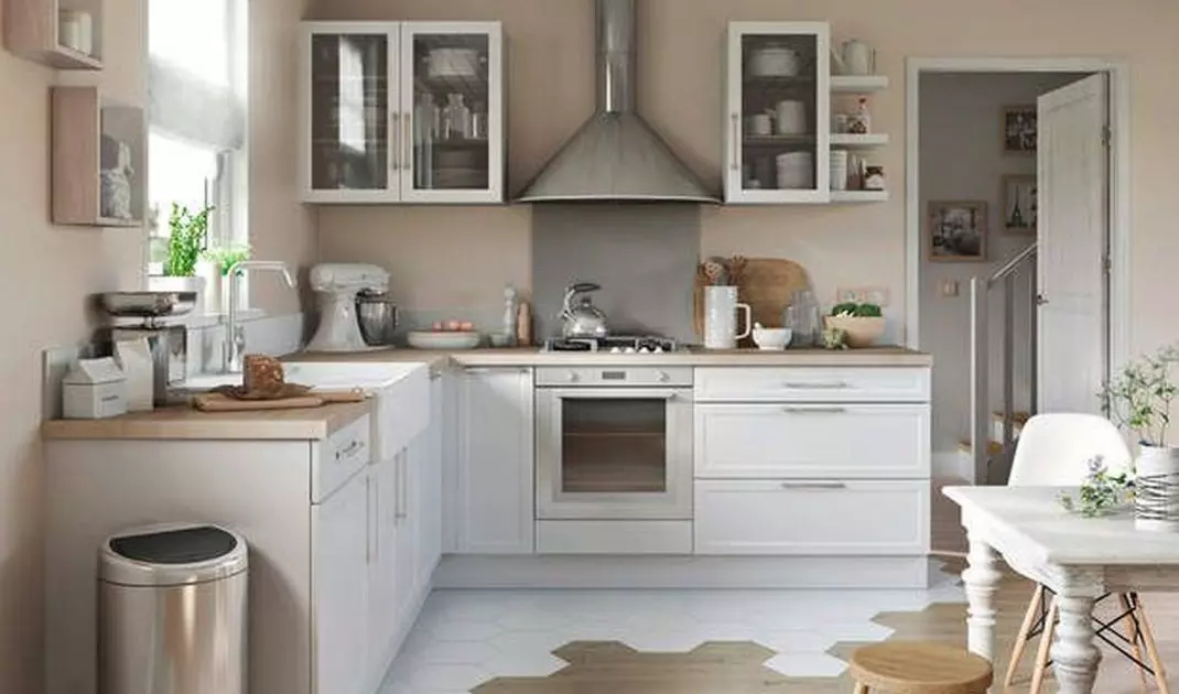 Combination of parquet and tiles