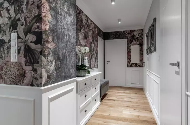 Hallway in classic style with artistic theme
