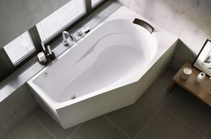 Plug & Play bathtub, Yukon model
