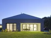 House with an atrium in Gliwice designed by INOSTUDIO architects
