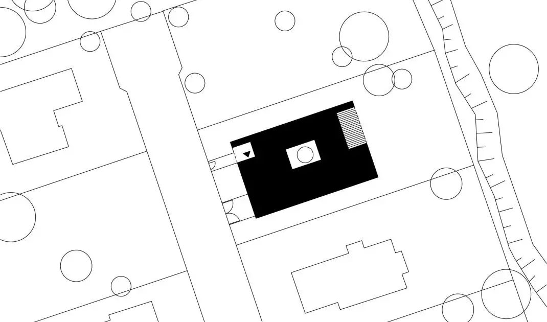 Dom z atrium w Gliwicach projektu INOSTUDIO architekci – zagospodarowanie terenu
