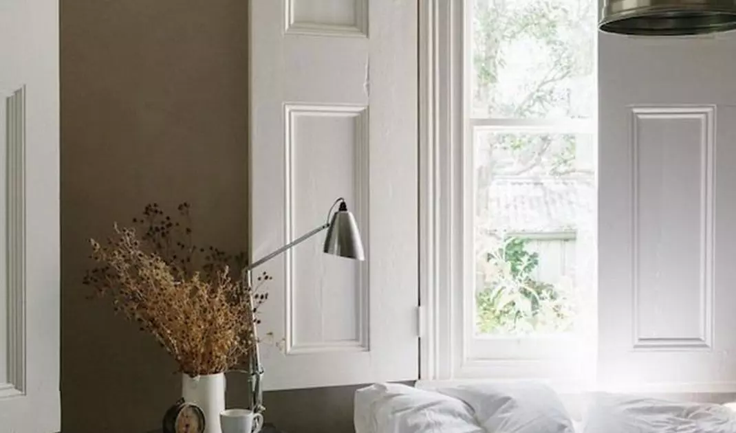 Solid internal shutters