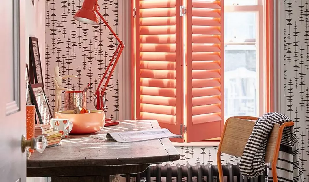 Shutters can be a stylish color accent