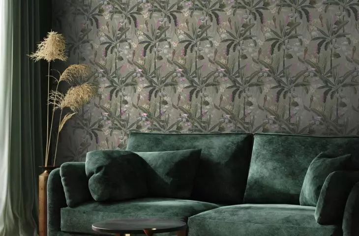 Splendour wallpaper by Muraspec, designed by Ted Baker