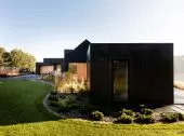 Prywatna willa w Michałowicach autorstwa MOKAA Architekci