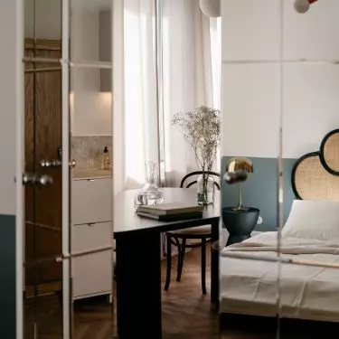 bedroom - detail