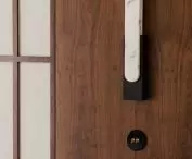 closet door detail