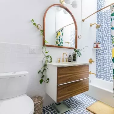 Climbing plants will be an interesting decorative element