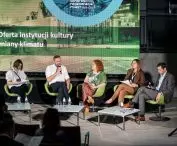 Panel culture as a regenerative lever from left: Dorota Wodnicka, Michal Piernikowski, Monika Kamienska, Halina Bernat, Dr. Lawrence Rudolf,