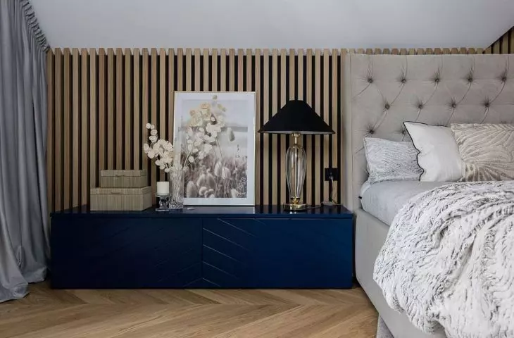 French herringbone will perfectly emphasize the style of the interior and add to its distinctiveness