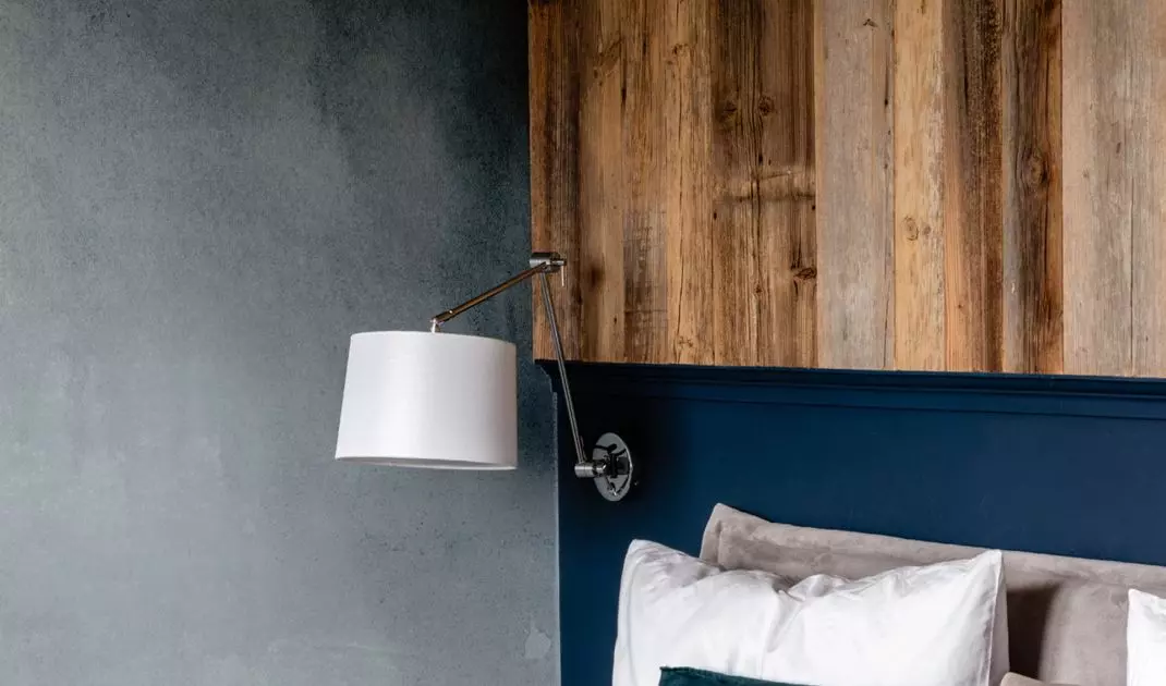 Bedroom decorated in a cozy atmosphere
