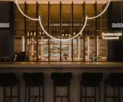 Bar wieczorem