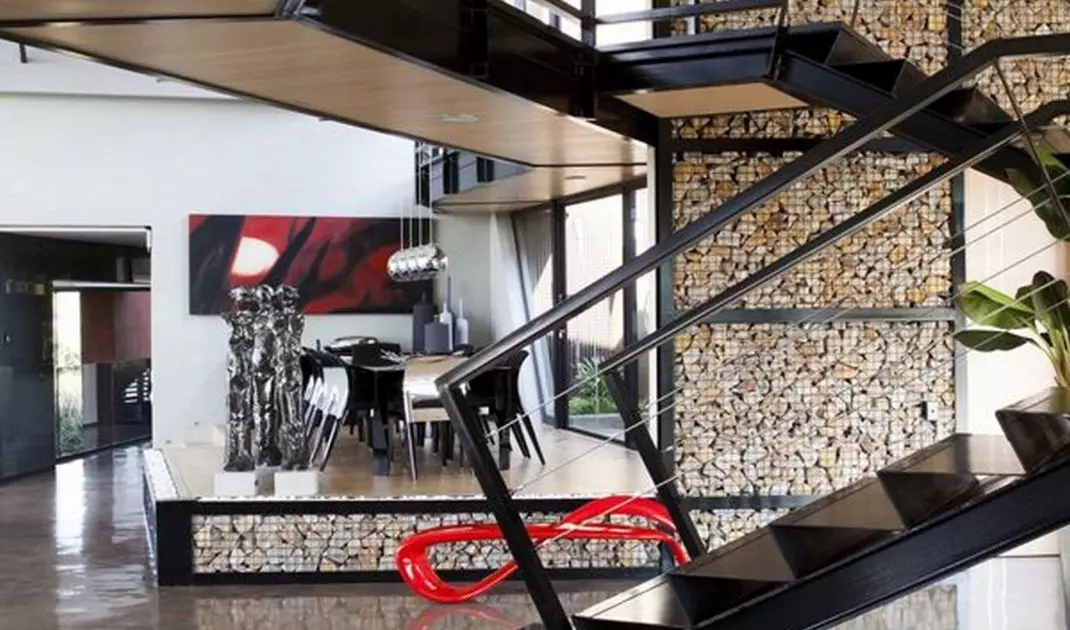 Decorative gabion walls in the interior
