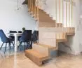 Self-supporting carpet stairs
