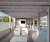 Showroom firmy Porcelanosa w Santiago
