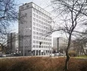 Adaptacja biurowca na akdemik w Poznaniu - proj. CDF Architekci