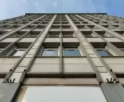 Biurowiec przy al. Niepodległości w Poznaniu 