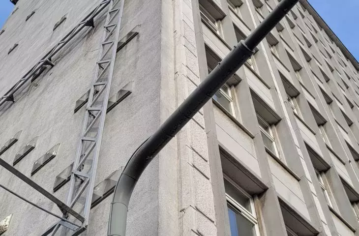 Biurowiec przy al. Niepodległości w Poznaniu