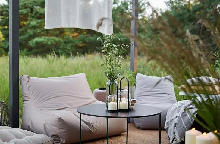 VOX brand cares about the freedom to rest outside as well