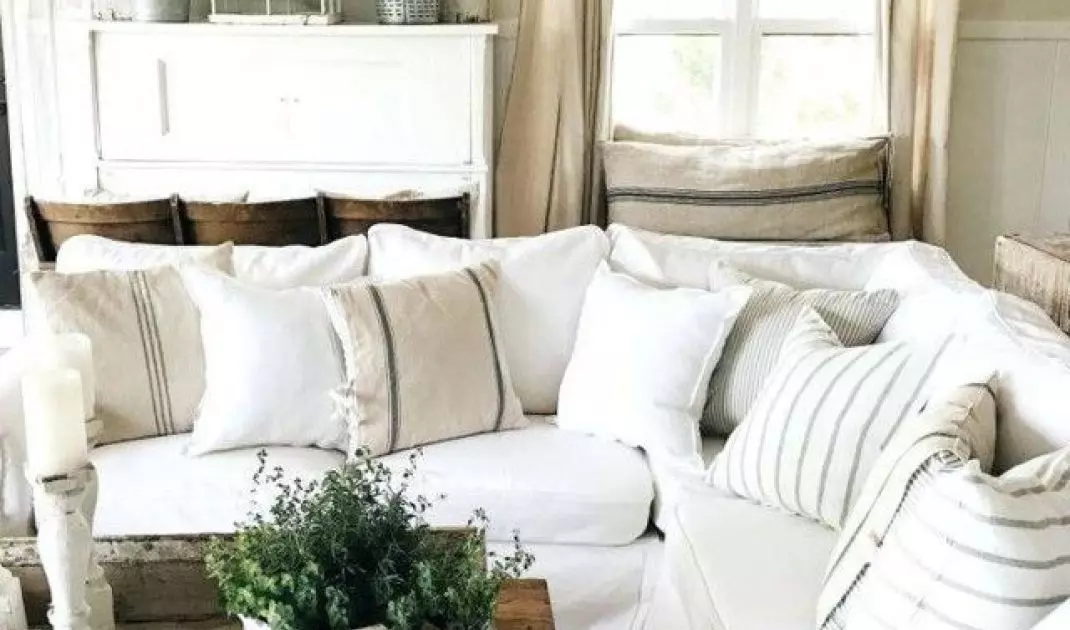 It is worth looking for diversified fabrics