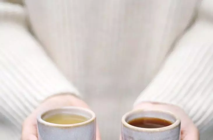 teas are served in handmade ceramics from Polish workshops