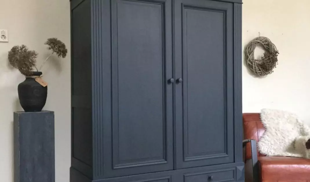 Solid color cabinet painted with chalk paint