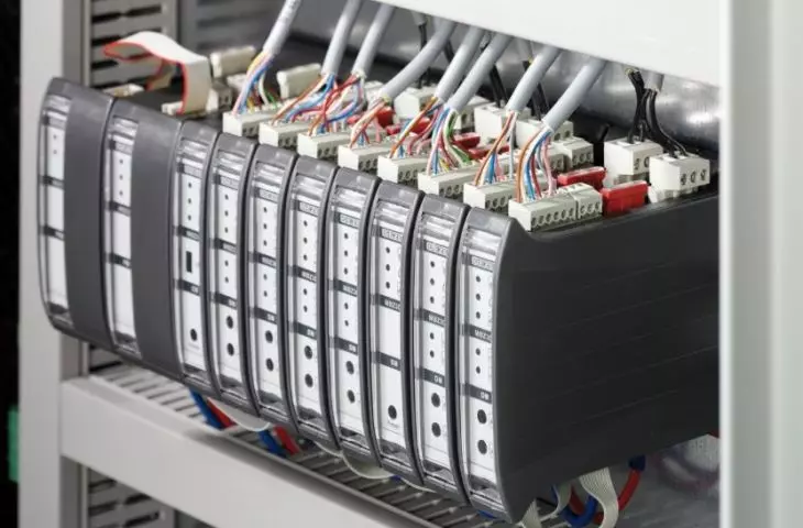 Intelligent solutions for building fire protection systems