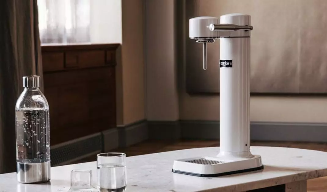Water saturator
