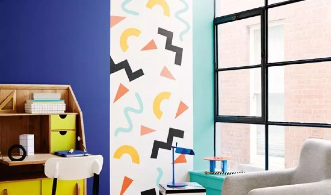 Uniformity of the interior is an important part of creating Memphis-style arrangements
