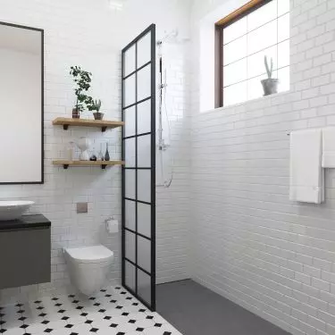Szklana ścianka może wydzielać strefy łazienki