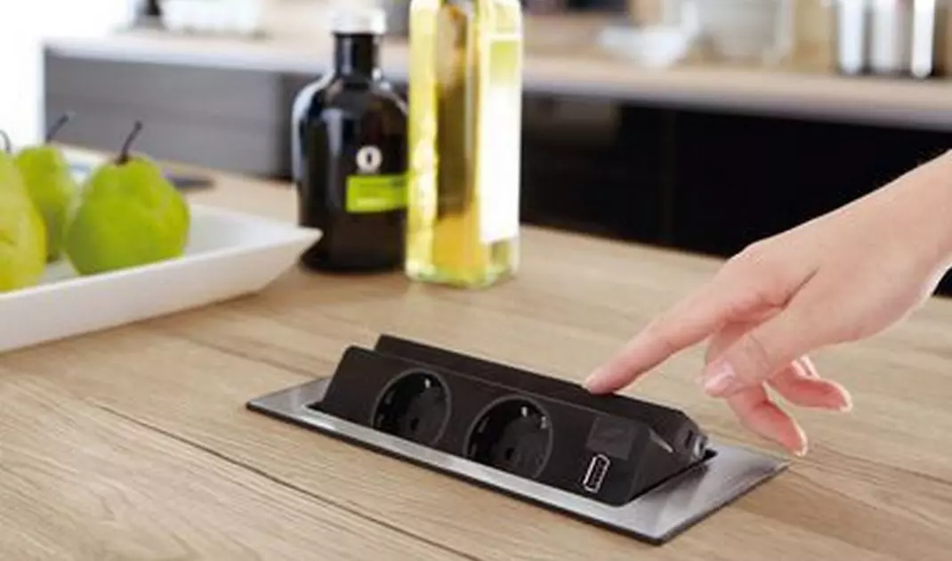 Electrical outlet hidden in the countertop